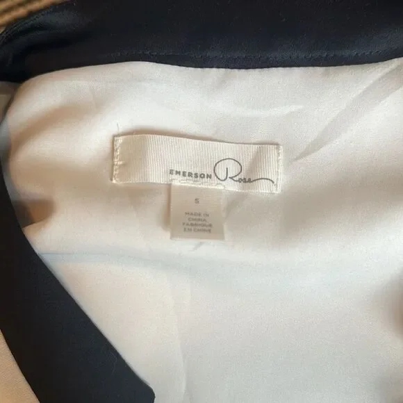 Emerson Rose sz S sleeveless V-neck blouse classic black white - Picture 6 of 7